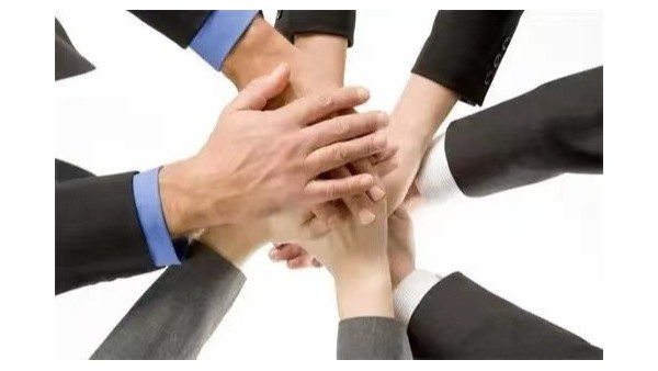 售前與銷(xiāo)售員協(xié)同交流會(huì)在線上舉行