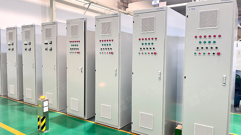 <i style='color:red'>plc控制柜</i>定制關鍵因素解析：華東工控為您的工業自動化保駕護航